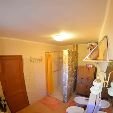 Donna Maria Capasone Apartment