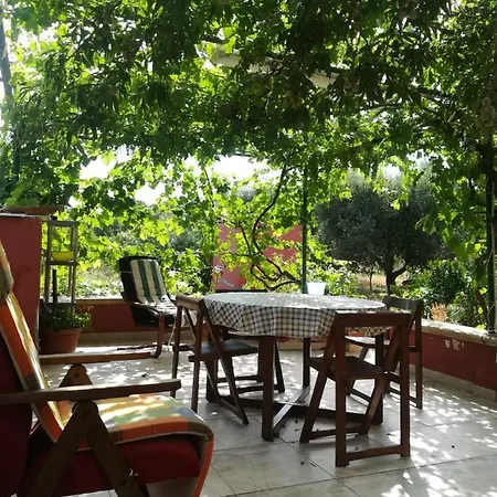 Apartment Donna Maria Capasone *